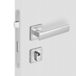 FECHADURA METRO LIGHT 40 QUADRADA EXTERNA CROMADA C/RED